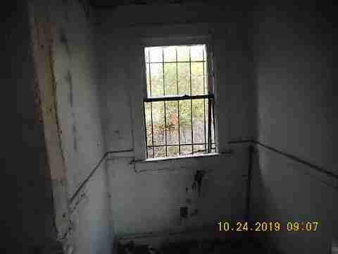 13279 Lauder (11)_m.jpg